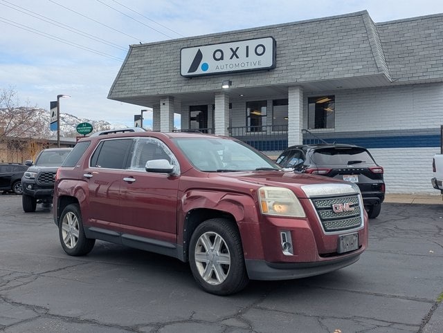 2010 GMC Terrain SLT-2's photo