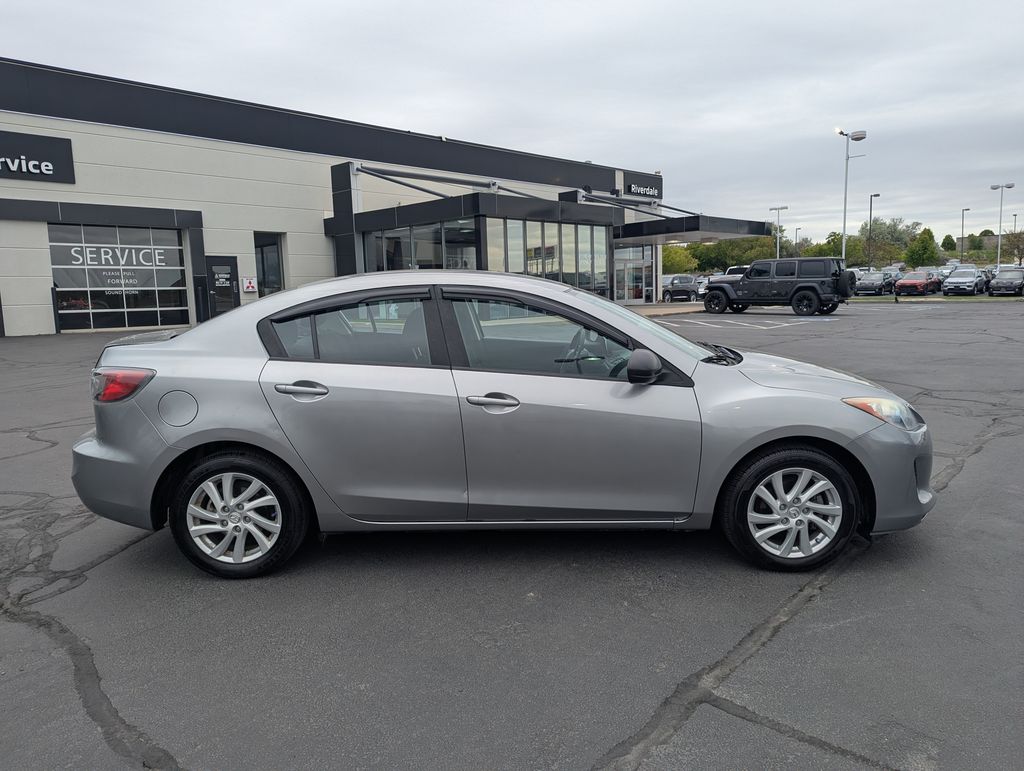 Used 2012 Mazda MAZDA3 i Touring with VIN JM1BL1V83C1601745 for sale in Riverdale, UT
