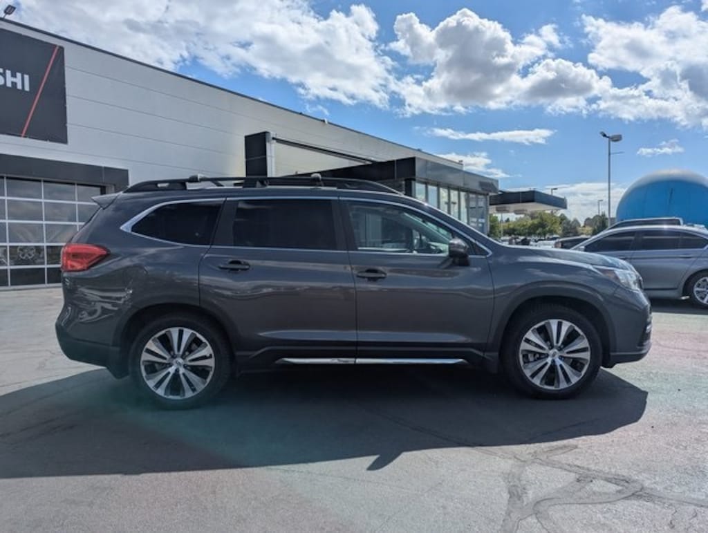 Used 2022 Subaru Ascent Limited 8-Passenger SUV