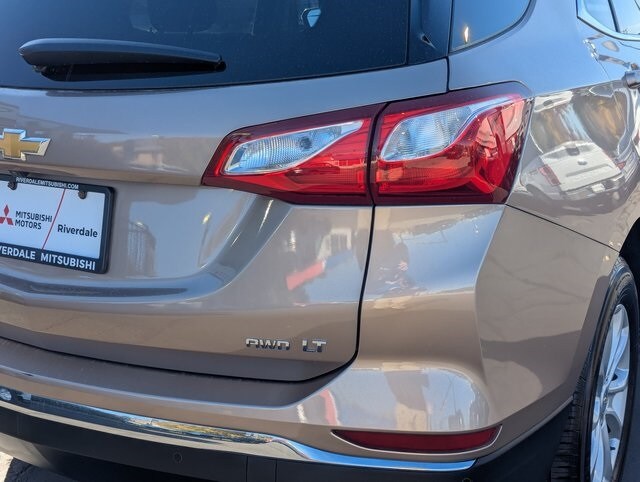 2019 Chevrolet Equinox LT photo 4