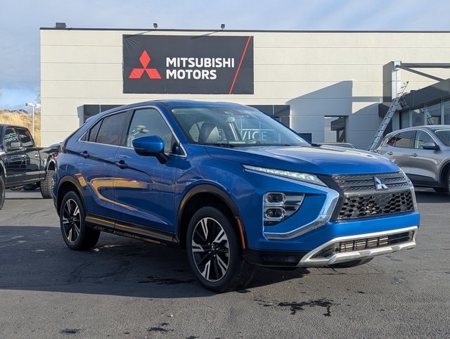 2024 Mitsubishi Eclipse Cross SE's photo