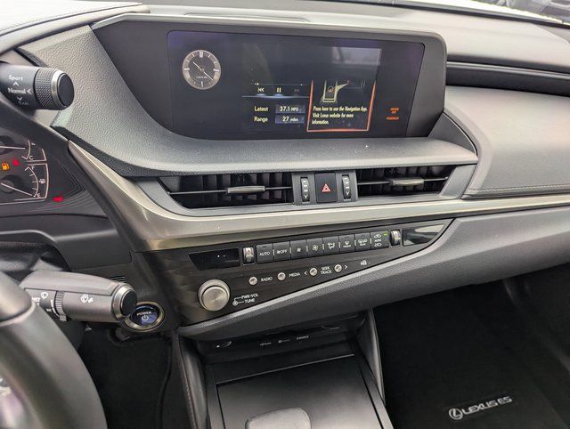 2021 Lexus ES Hybrid 300h - Photo 14