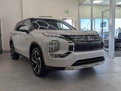 2025 Mitsubishi Outlander PHEV SE SUV