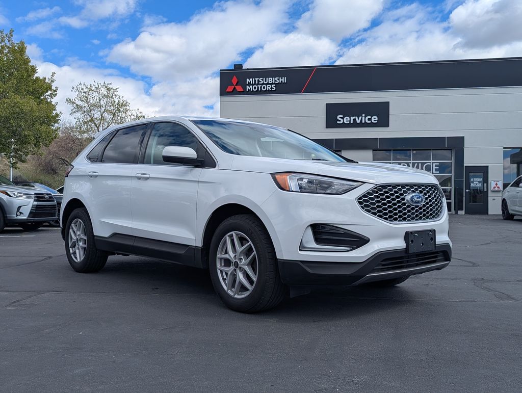 2024 Ford Edge SEL AWD's photo