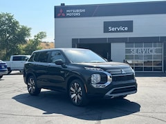 2026 Mitsubishi Outlander Plug-In Hybrid SE SUV