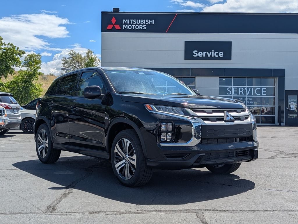 2026 Mitsubishi Outlander Sport 2.0 ES AWC CVT's photo