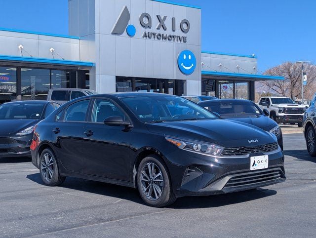 2024 Kia Forte LXS AT's photo