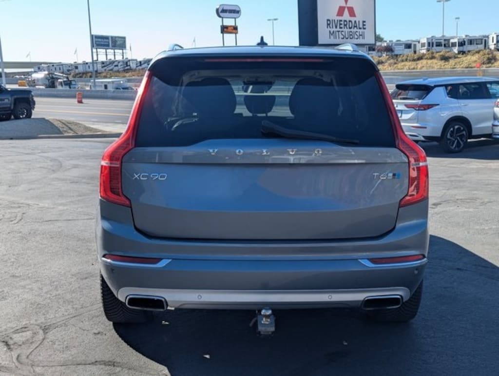 Used 2016 Volvo XC90  SUV