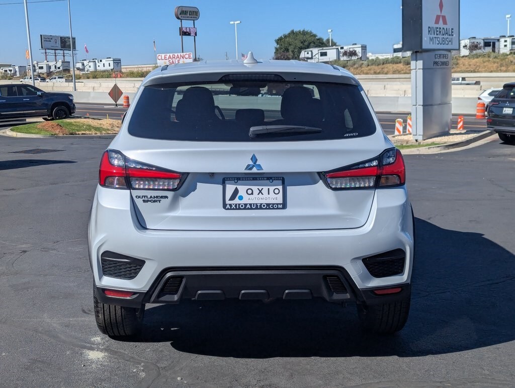 2025 Mitsubishi Outlander Sport ES photo 4
