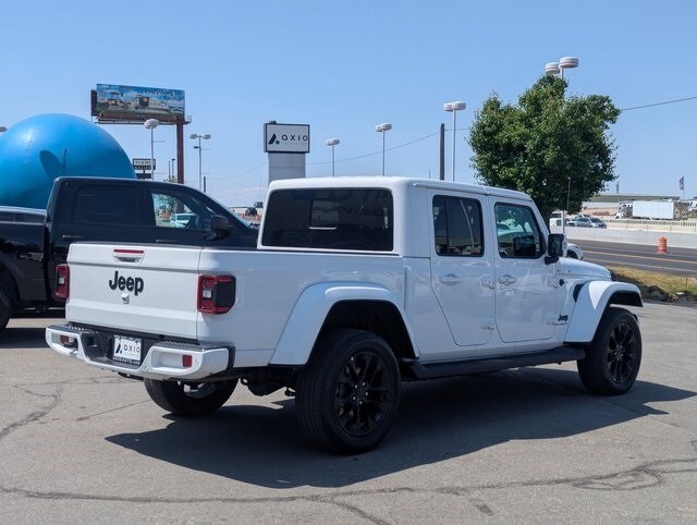 2023 Jeep Gladiator Overland photo 3