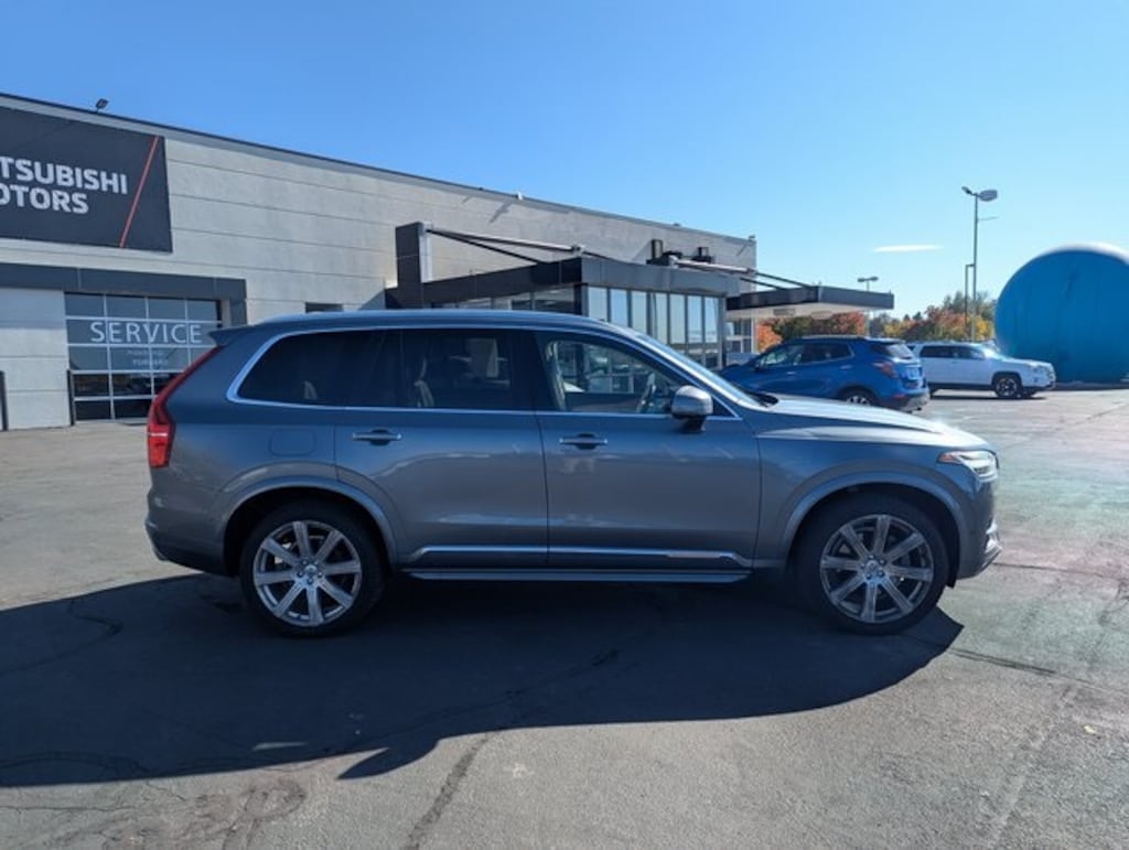 Used 2016 Volvo XC90  SUV