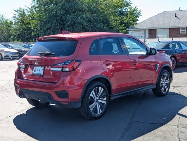 2024 Mitsubishi Outlander Sport ES LE SE photo 2
