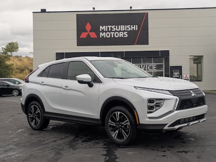2025 Mitsubishi Eclipse Cross SE SUV