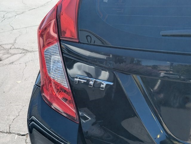 2015 Honda Fit LX photo 4