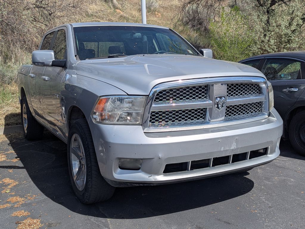 2009 Dodge Ram 1500 Sport 4x4 Crew Cab's photo