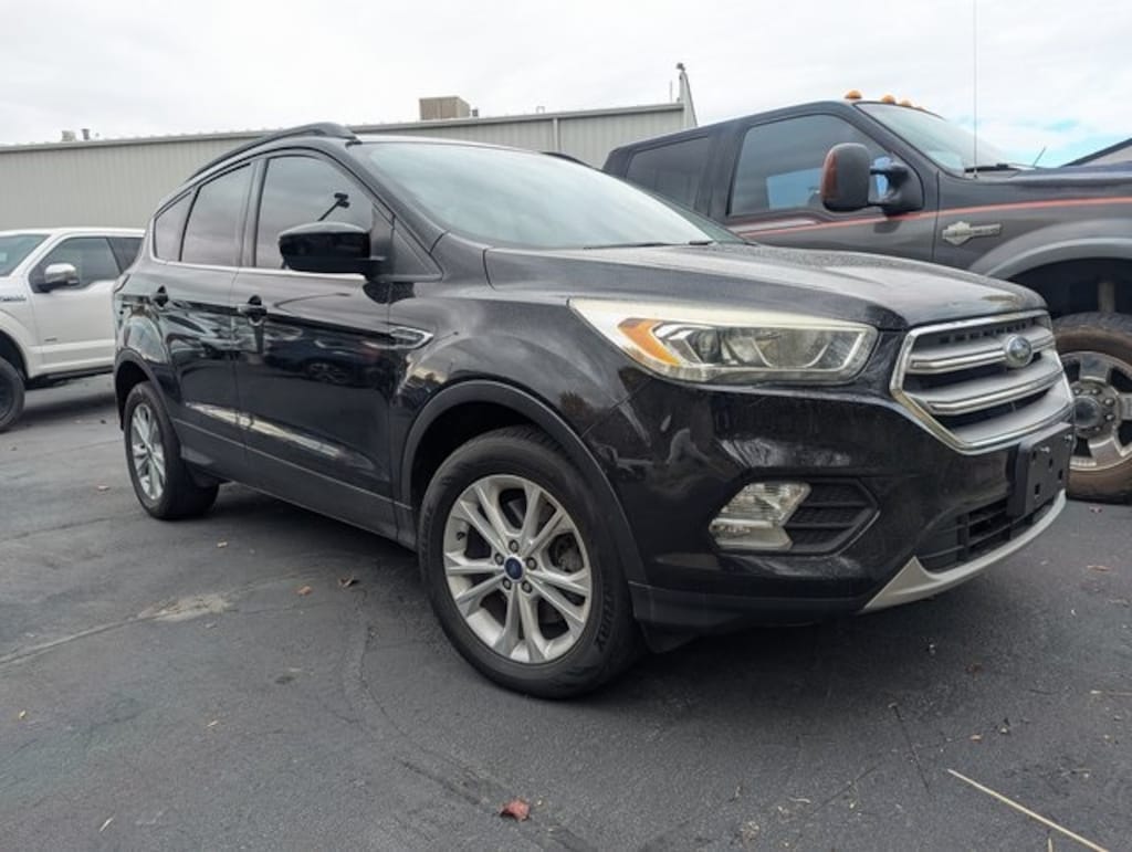 Used 2017 Ford Escape SE SUV