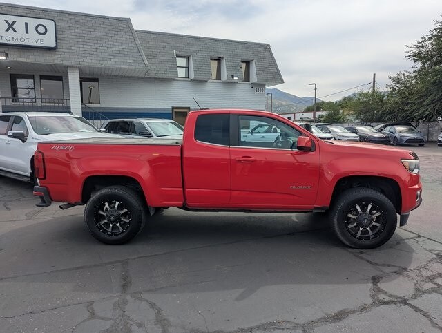 2015 Chevrolet Colorado LT photo 2