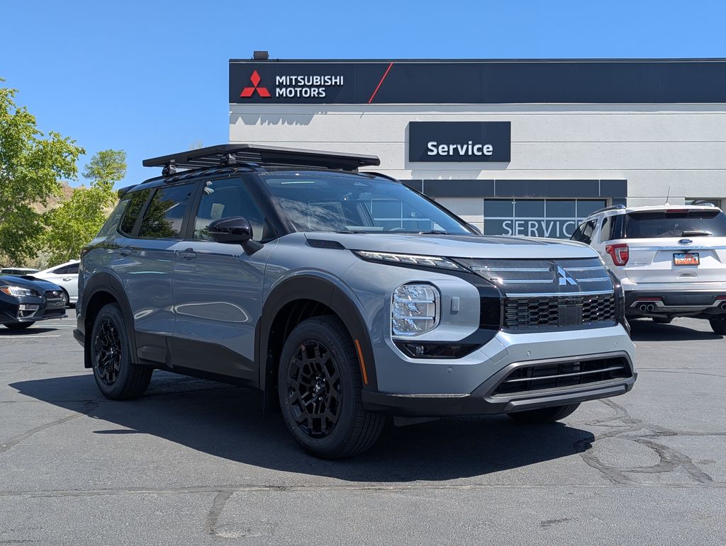 2026 Mitsubishi Outlander's photo