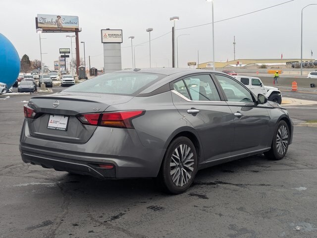 2023 Nissan Altima 2.5 SV photo 3