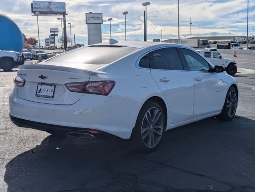 Used 2022 Chevrolet Malibu Premier Sedan