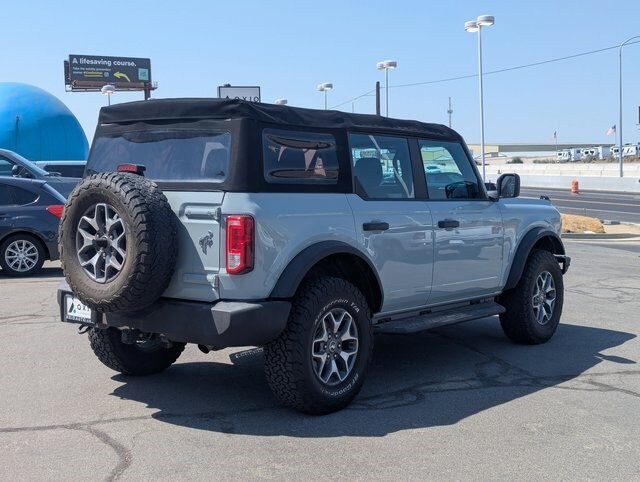 2022 Ford Bronco Base photo 3