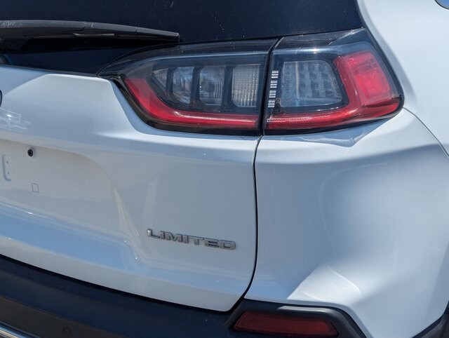 2019 Jeep Cherokee Limited photo 3