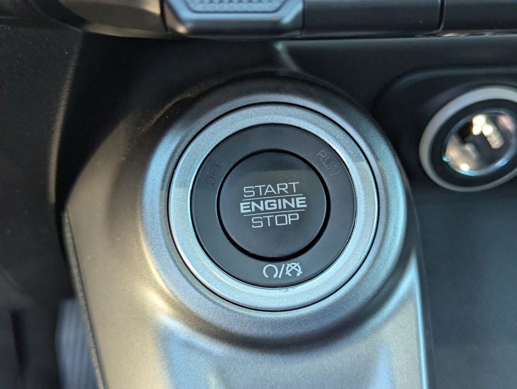 2024 Dodge Hornet R/T - Photo 16