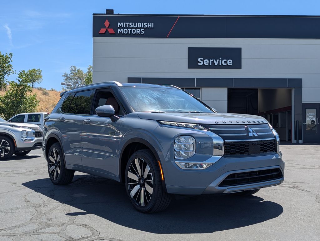 2026 Mitsubishi Outlander Plug-in Hybrid SEL S-AWC's photo
