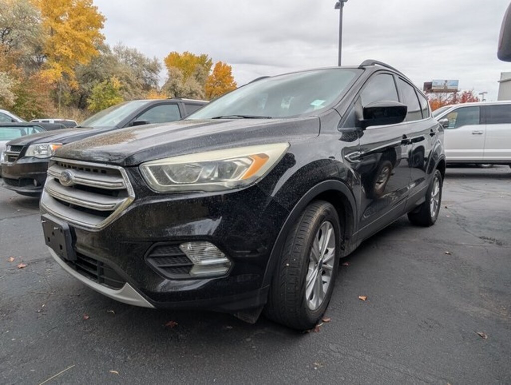 Used 2017 Ford Escape SE SUV