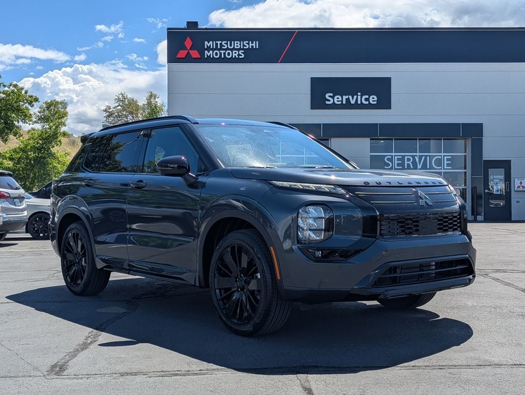 2026 Mitsubishi Outlander Black Edition S-AWC's photo