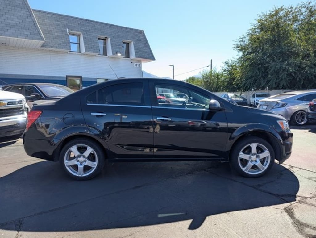 Used 2015 Chevrolet Sonic LTZ Auto Sedan