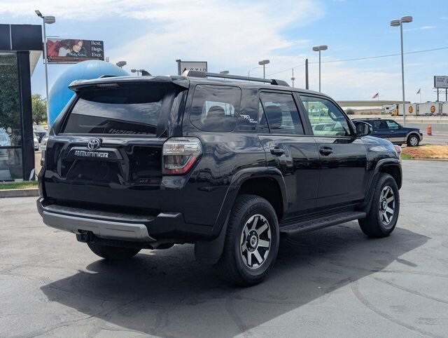 2024 Toyota 4Runner TRD Off-Road Premium photo 3