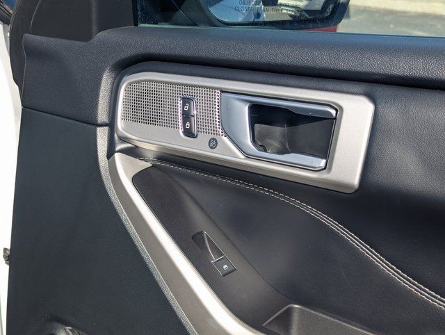 2023 Ford Explorer Limited - Photo 38