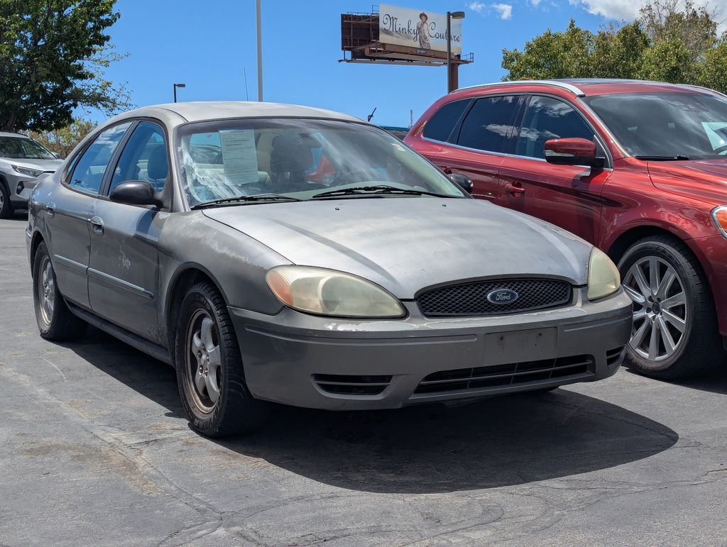 2004 Ford Taurus SES's photo