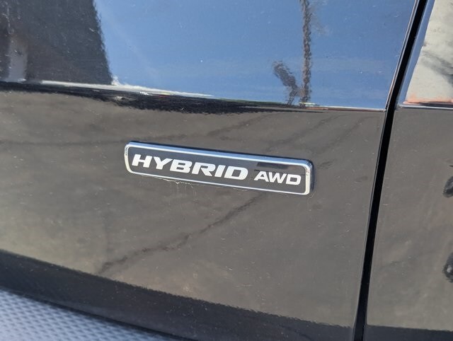 2022 Ford Escape SE Hybrid photo 2