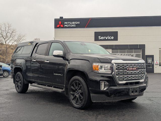 2022 GMC Canyon 4WD Denali Crew Cab Short Box's photo