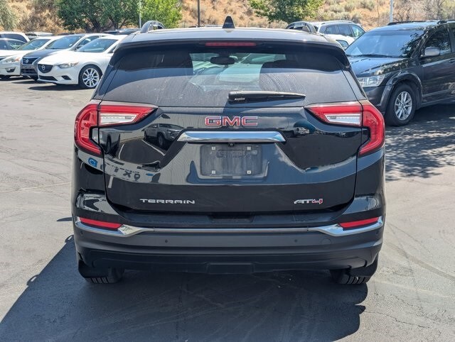 2022 Gmc Terrain AT4 photo 2