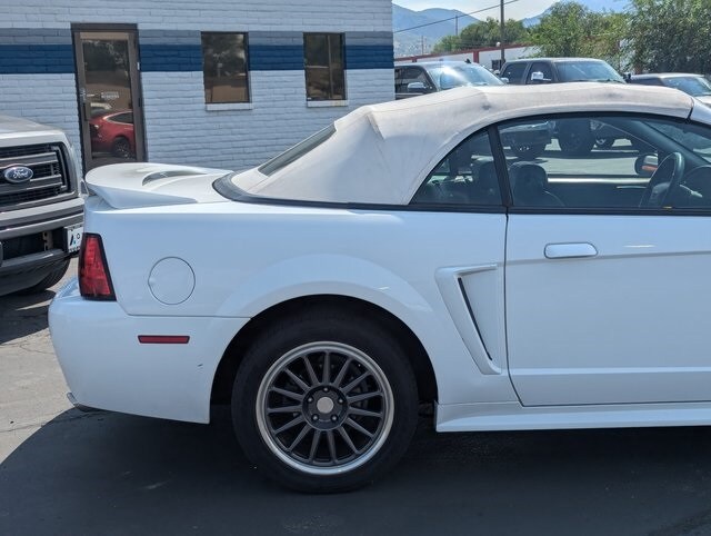 2000 Ford Mustang GT photo 4