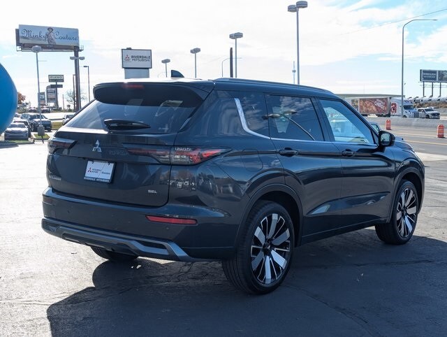 2025 Mitsubishi Outlander SEL GT photo 2