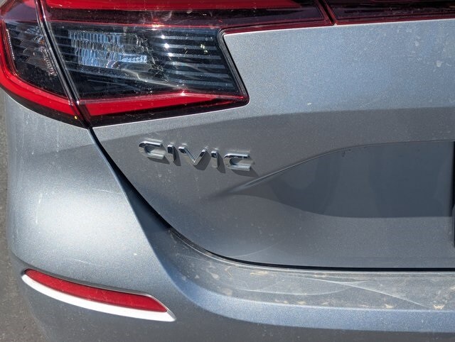 2024 Honda Civic Hatchback EX-L photo 4