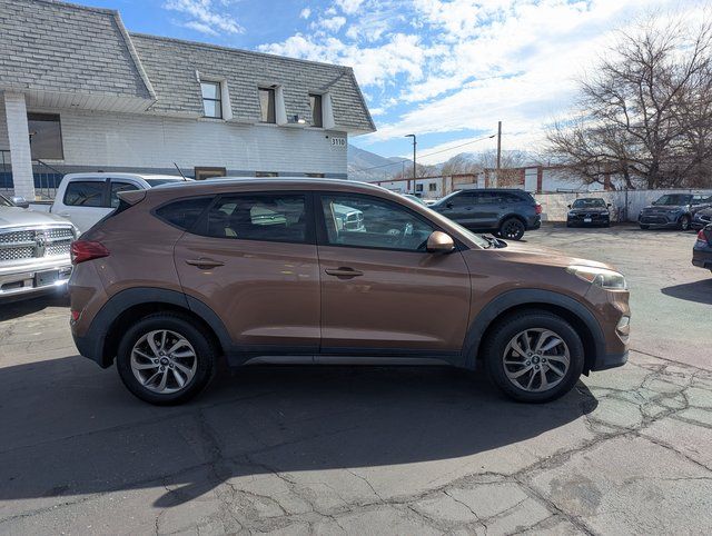 Used 2016 Hyundai Tucson SE with VIN KM8J33A45GU028759 for sale in Riverdale, UT