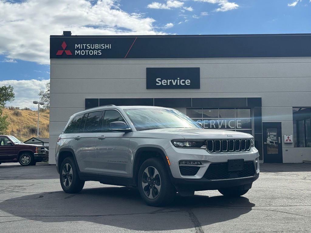 2024 Jeep Grand Cherokee 4xe Base SUV
