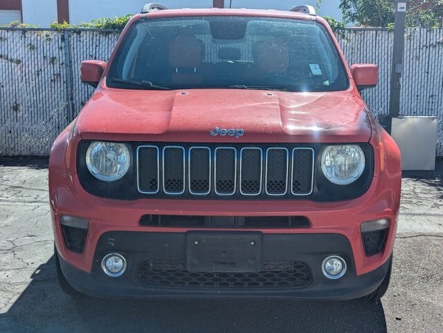 2020 Jeep Renegade Latitude photo 2