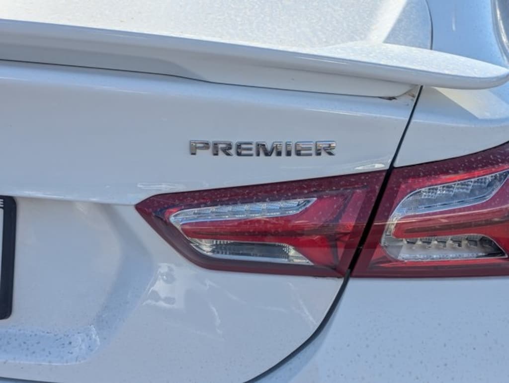 Used 2022 Chevrolet Malibu Premier Sedan