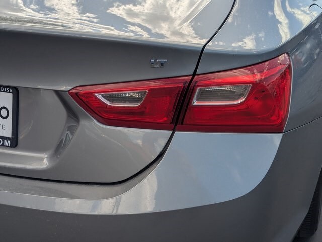 2023 Chevrolet Malibu 1LT photo 4
