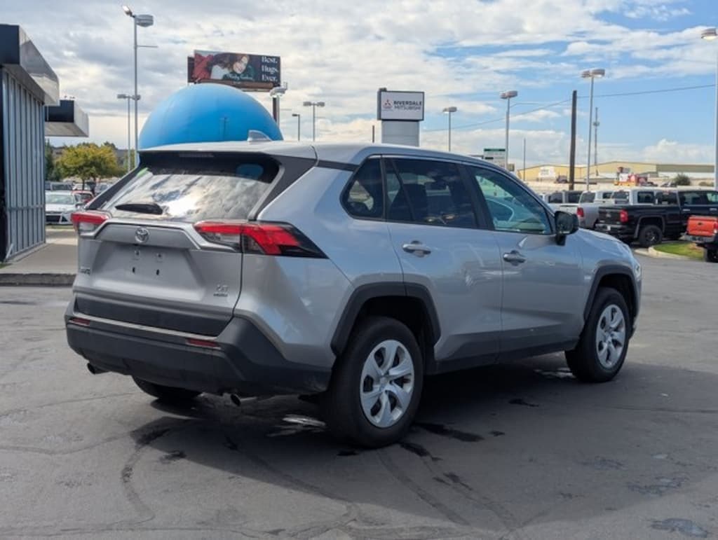 Used 2024 Toyota RAV4 LE SUV