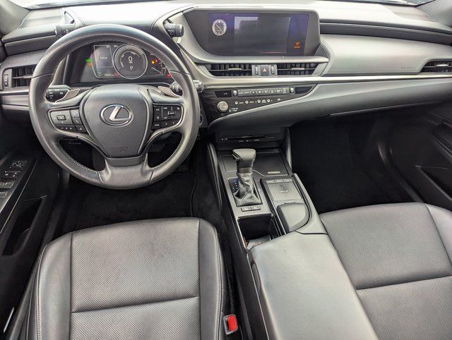 2021 Lexus ES Hybrid 300h - Photo 28