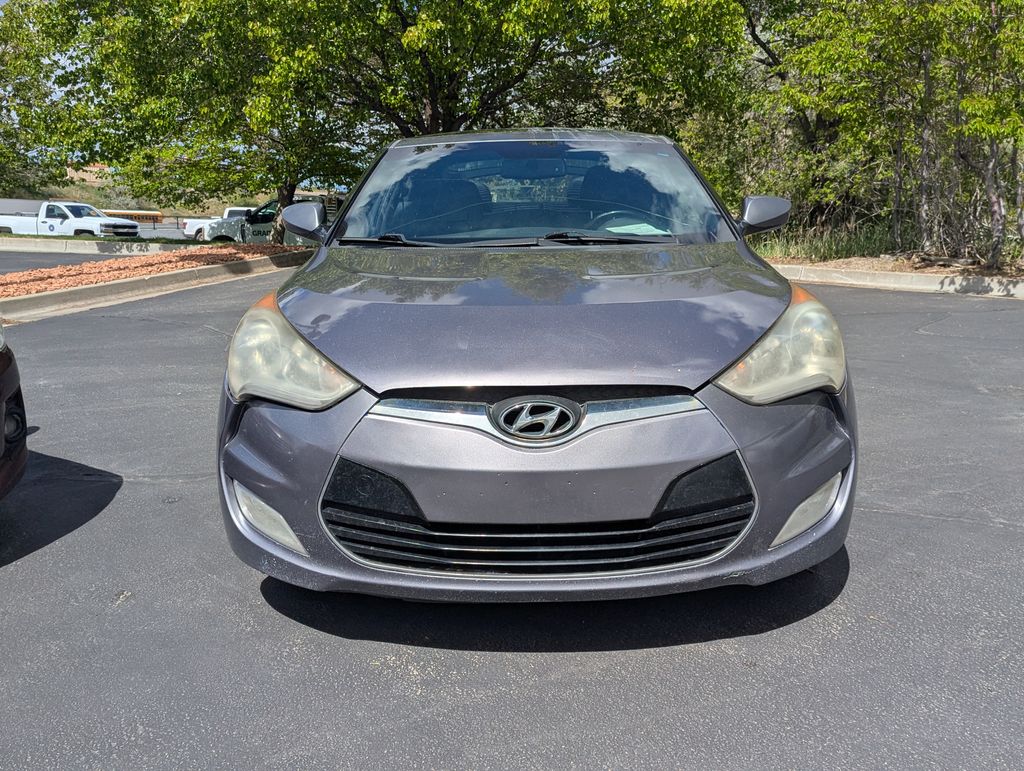 Used 2016 Hyundai Veloster Base with VIN KMHTC6AD8GU270519 for sale in Riverdale, UT