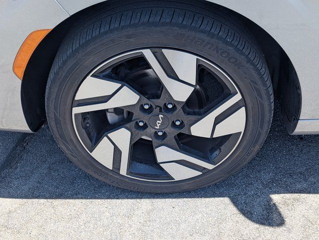 2023 Kia Soul GT-Line - Photo 12
