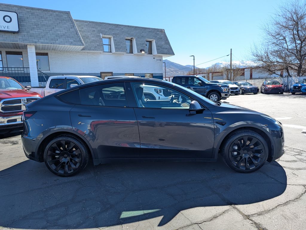 Used 2024 Tesla Model Y Long Range with VIN 7SAYGAEE2RF069363 for sale in Riverdale, UT